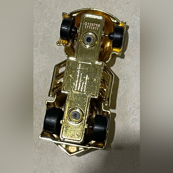 C-3PO Disney Star Wars Race Car - Picture 3 of 3